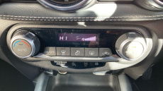 Nissan Juke 1.0 DiG-T 114 N-Connecta 5dr Petrol Hatchback